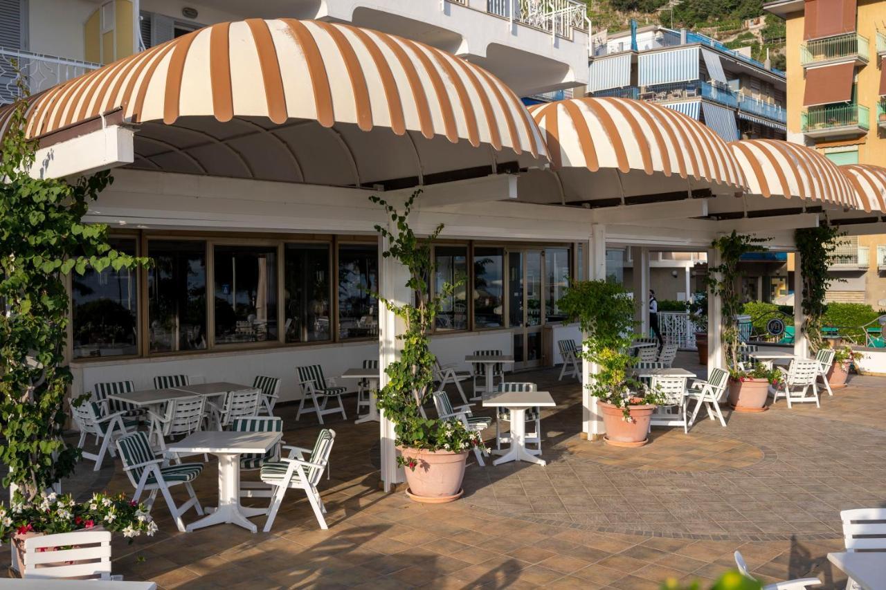 Hotel Pietra Di Luna マイオーリ エクステリア 写真