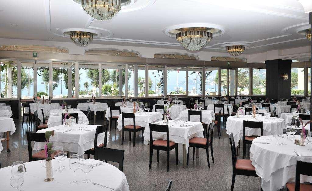 Hotel Pietra Di Luna マイオーリ レストラン 写真
